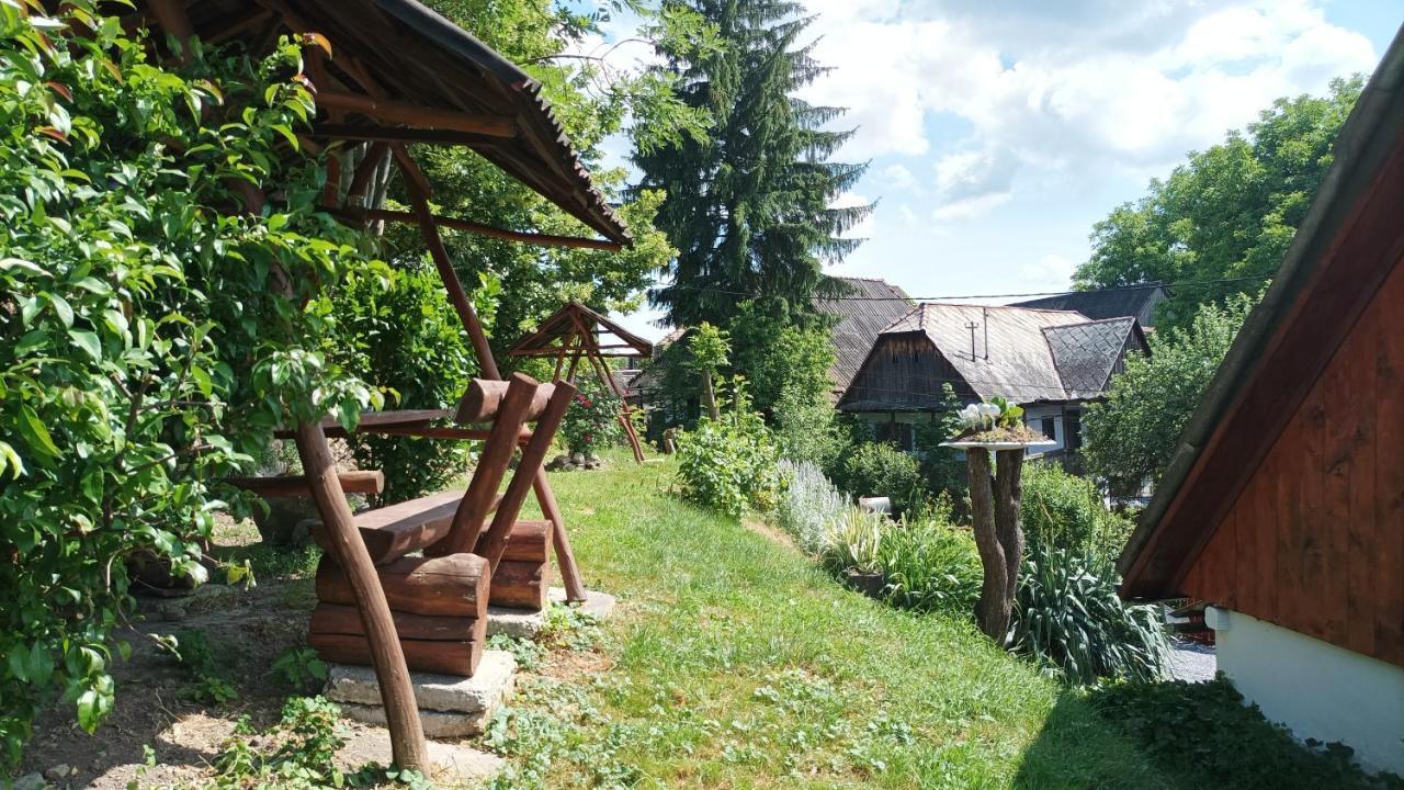 Meselak Villa Ocna de Sus Buitenkant foto