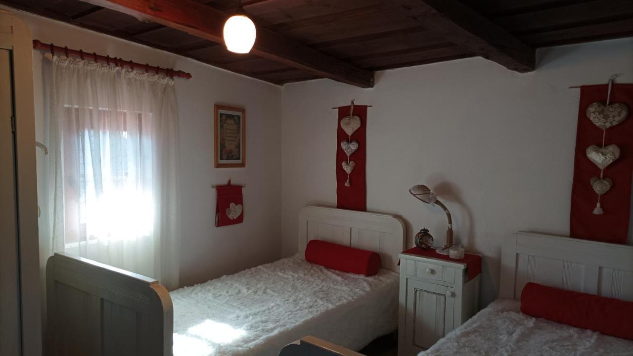 Meselak Villa Ocna de Sus Buitenkant foto